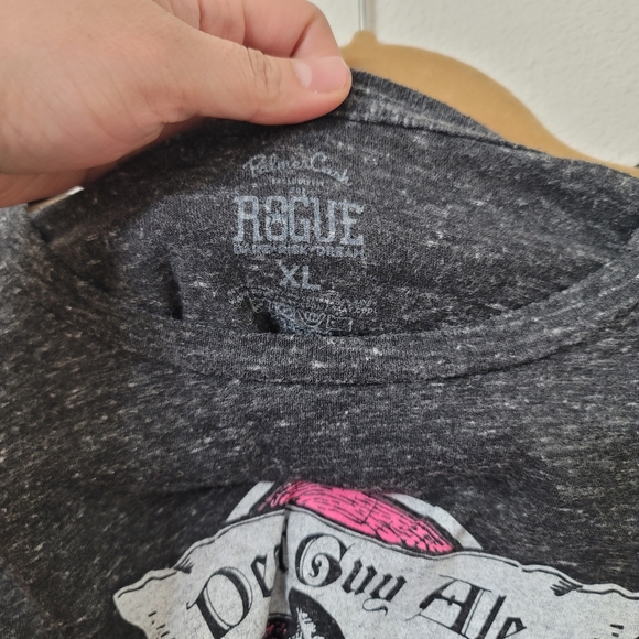 Rogue Brewery Dead Guy Ale Top - Picture 4 of 7